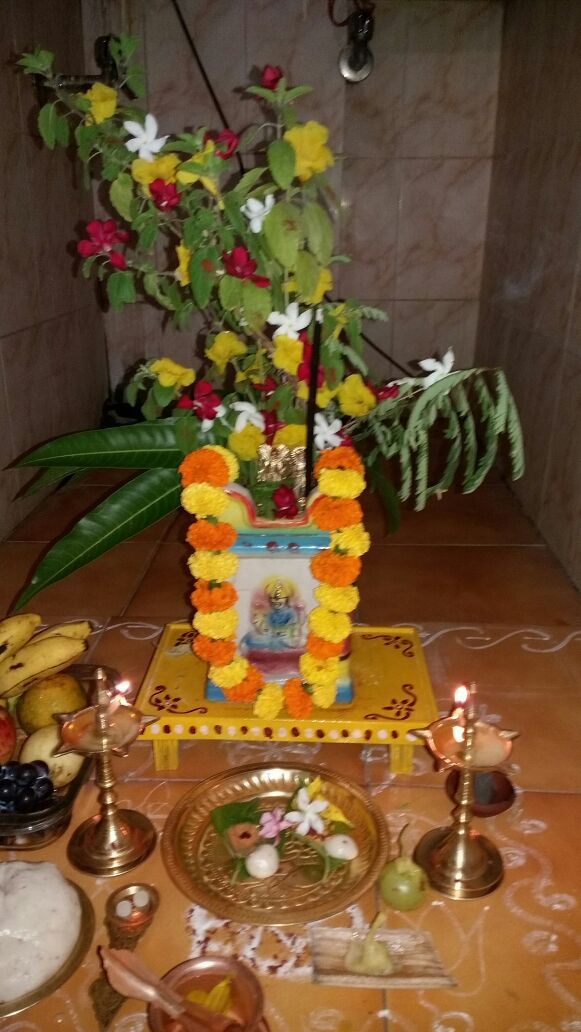 Summer Express - तुलसी पूजा: आस्था, आरोग्य और आध्यात्म का संगम