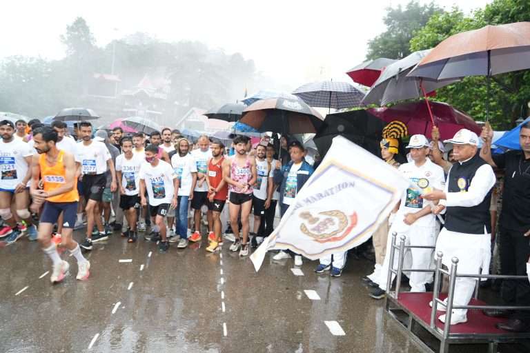 Summer Express - बारिश बनी बाधा नहीं, हौसले की जीत: शिमला हाफ मैराथन में नशे के खिलाफ उमड़ा जनसैलाब