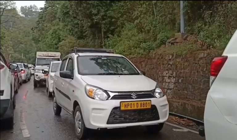 Summer Express - धर्मशाला-मैक्लोडगंज में उमड़ा पर्यटकों का सैलाब, ट्रैफिक जाम बना बड़ी चुनौती