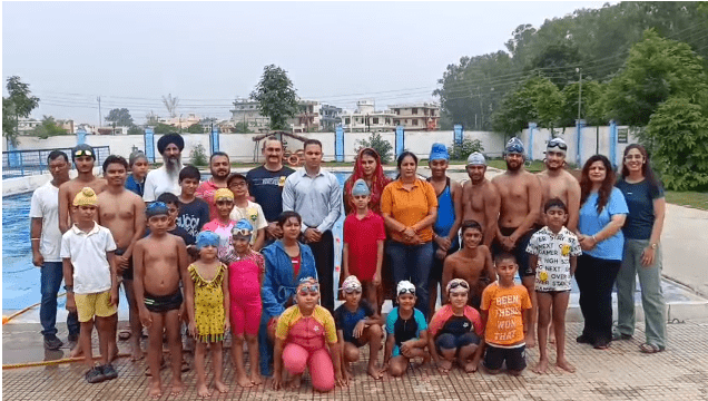 Summer Express - ऊना में जिला स्तरीय तैराकी प्रतियोगिता का आयोजन, एसपी अमित यादव रहे मुख्य अतिथि