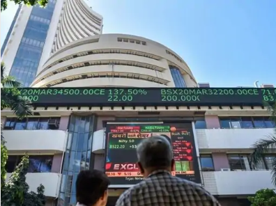 Summer Express - शेयर बाजार में जोरदार उछाल: सेंसेक्स 500 अंकों की तेजी के साथ 81,600 के पार, निफ्टी 24,850 के स्तर पर