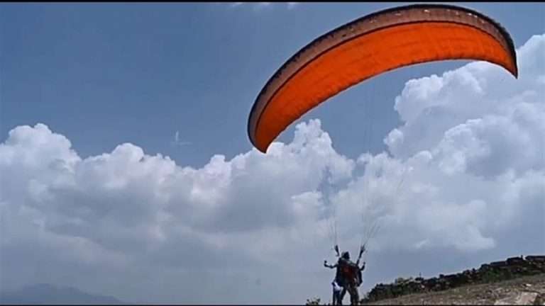 Summer Express - धर्मशाला और बीड़ बिलिंग में इस दिन से बंद होंगी पैराग्लाइडिंग गतिविधियाँ