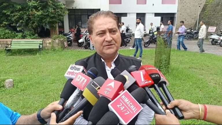 Summer Express - धर्मशाला जिला अदालत में बम की झूठी धमकी से मचा हड़कंप, जांच में कुछ नहीं मिला