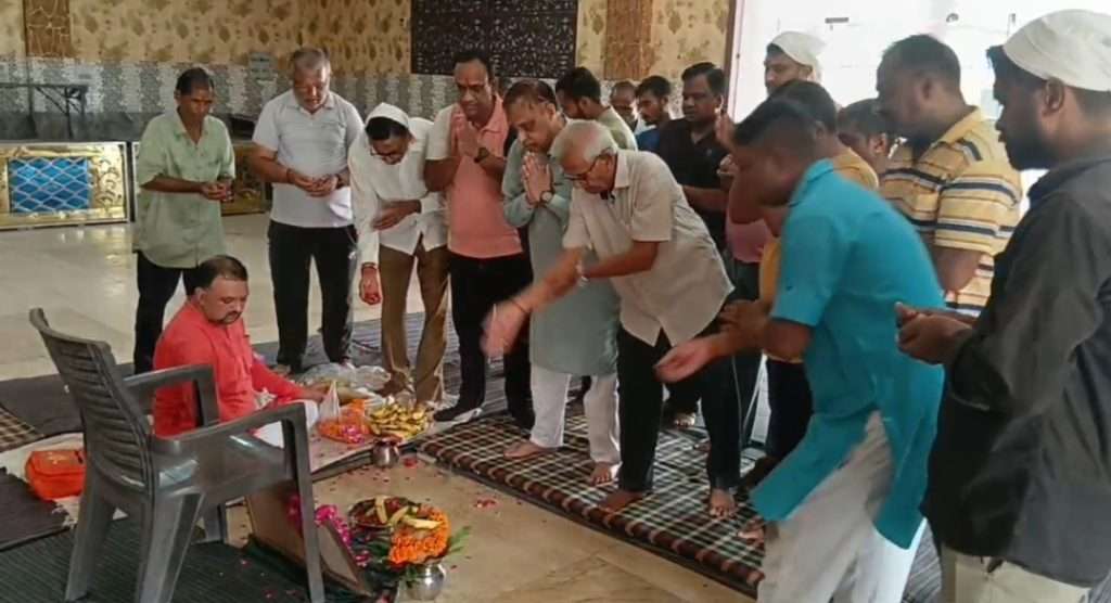 Summer Express - अंबाला के महेशनगर में 53वें कांवड़ शिविर की विधिवत शुरुआत, झंडा पूजन के साथ शिवभक्तों का स्वागत
