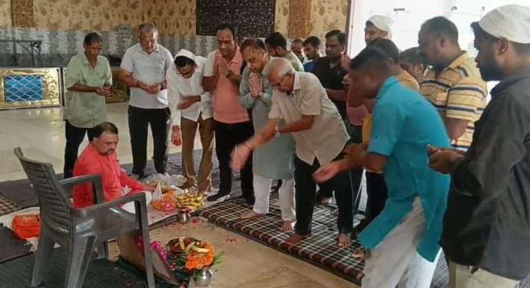 Summer Express - अंबाला के महेशनगर में 53वें कांवड़ शिविर की विधिवत शुरुआत, झंडा पूजन के साथ शिवभक्तों का स्वागत