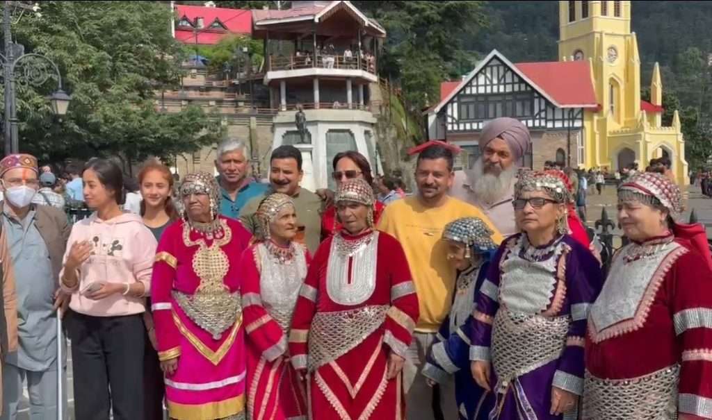 Summer Express - हिमाचली रंग, बुजुर्गों के संग: ऑलमाइटी ब्लेसिंग की दिल छू लेने वाली पहल