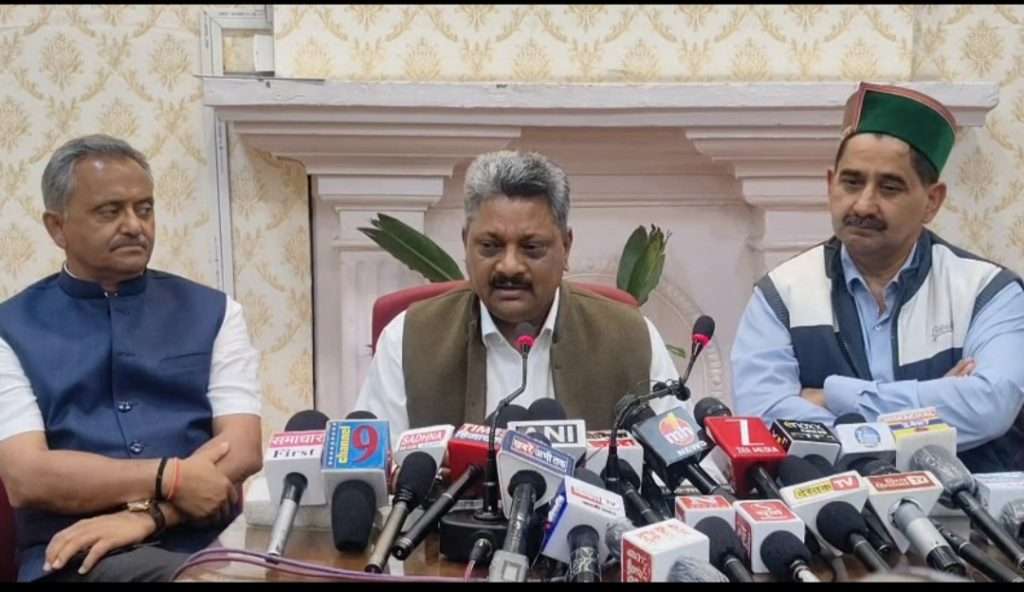 Summer Express - भाजपा पर कांग्रेस का हमला: युवाओं को गुमराह करने और राहत पैकेज में देरी के लगाए आरोप