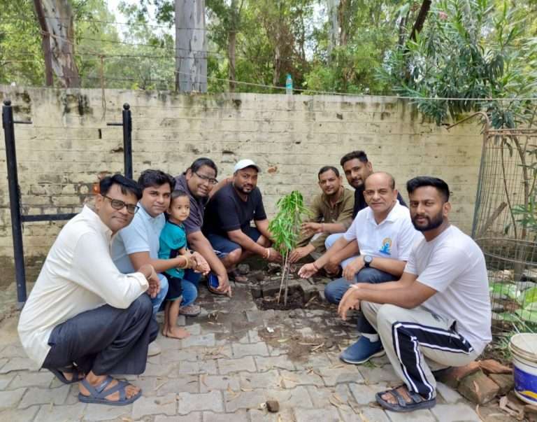Summer Express - राम दरबार में हुआ पौधरोपण, पर्यावरण संरक्षण का लिया संकल्प