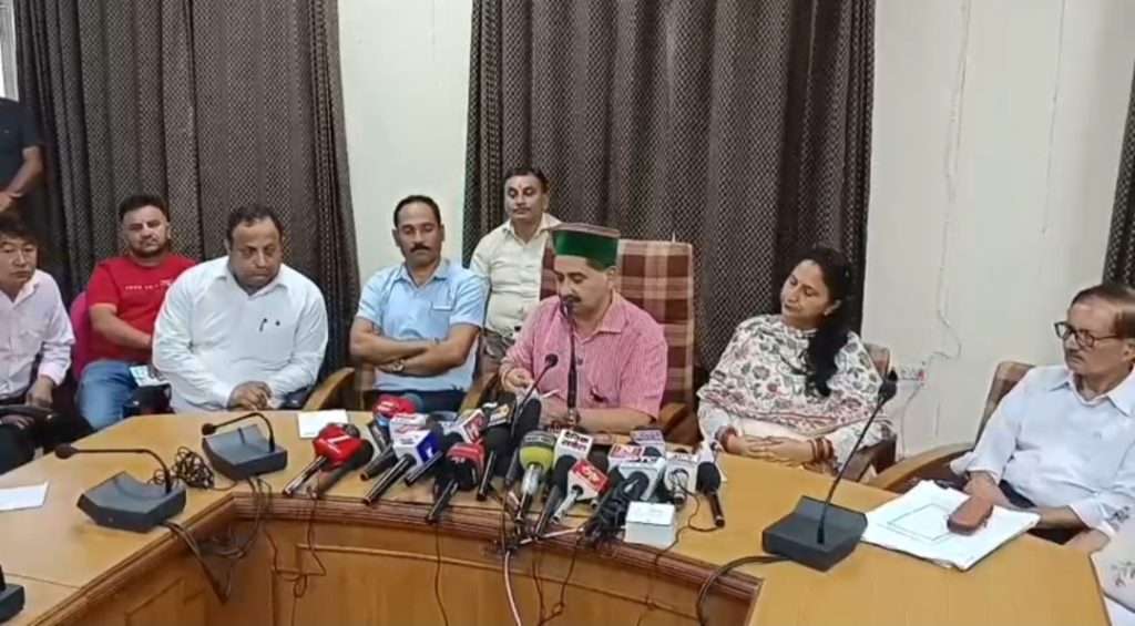 Summer Express - डल लेक में राधाष्टमी मेले को लेकर प्रशासन सतर्क, ट्रैफिक प्लान और विकासात्मक झांकियों के निर्देश
