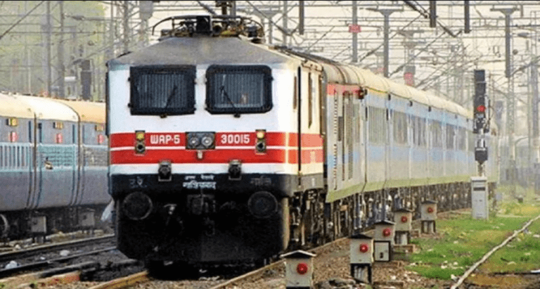 Summer Express - रेल यात्रियों के लिए जरूरी अलर्ट: कई ट्रेनें रद्द, कुछ के रूट में बदलाव – सफर से पहले चेक करें अपडेट