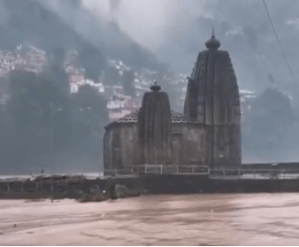 Summer Express - पड़ोसी हिमाचल में भारी बारिश और बादल फटने से मचा हाहाकार, ब्यास नदी में आई बाढ़, पंजाब में भी सतर्कता बढ़ी