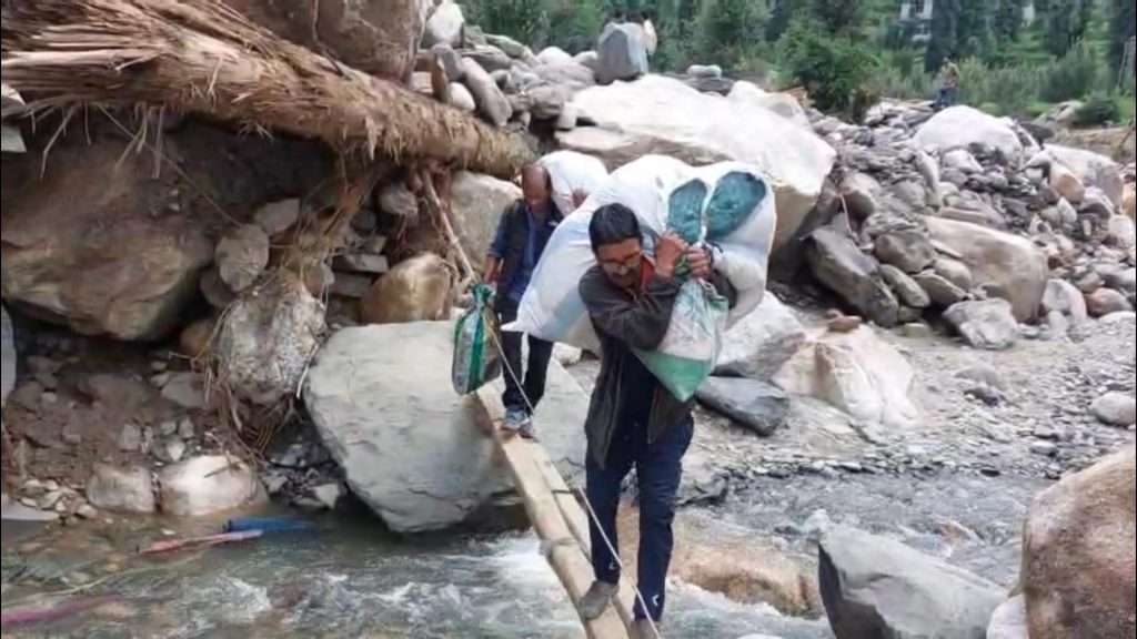 Summer Express - आपदा में उम्मीद की किरण..सराज में फिर से बस रही उजड़ी ज़िंदगियां, मदद के लिए उमड़ा जनसैलाब