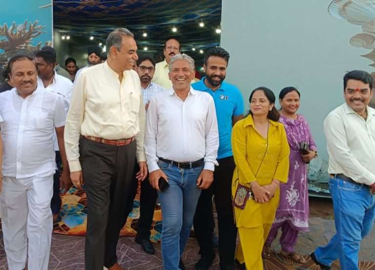 Summer Express - संजय टंडन ने “जलपरी कार्निवाल” का किया शुभारंभ…कलाकारों की प्रतिभा की सराहना