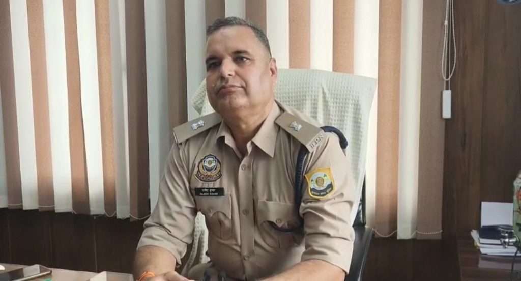 Summer Express - सुजानपुर में अवैध खनन पर पुलिस की बड़ी कार्रवाई..क्रशर मालिक पर शिकंजा