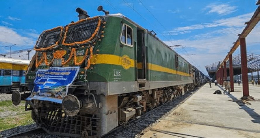 Summer Express - रेलवे का बड़ा कदम, जम्मू-कश्मीर में व्यापार का नया अध्याय शुरू