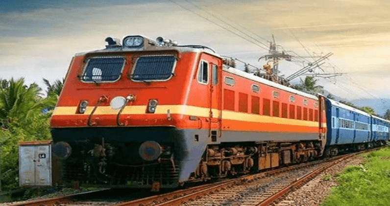 Summer Express - सीमा विवाद में फंसी पीएम शिनावात्रा, पद से हटीं
