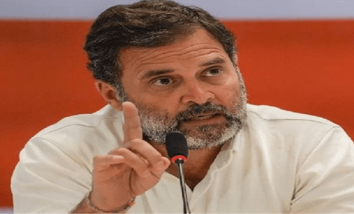 Summer Express - “गांधी जी को भी बदनाम किया गया”:  राहुल का दावा