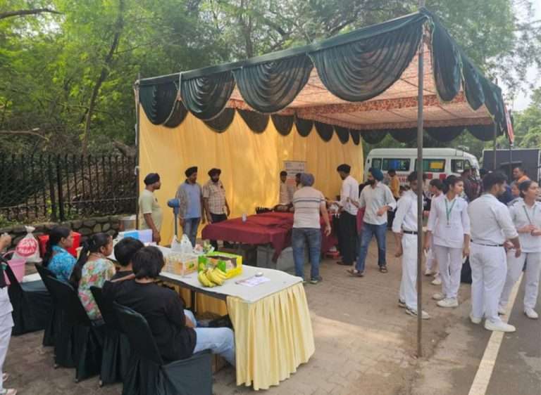 Summer Express - विकास दिवस पर एमवाई भारत चंडीगढ़ द्वारा मेगा रक्तदान शिविर का सफल आयोजन