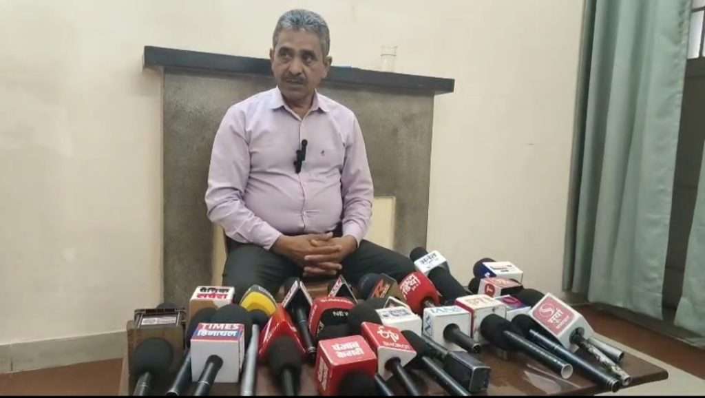 Summer Express - कांग्रेस का पलटवार ..सीएम की बेटी की उपलब्धि पर राजनीति शर्मनाक ..भाजपा की सोच को बताया विक्षिप्त