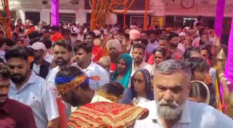 Summer Express - श्री नैना देवी मंदिर में दूसरे नवरात्र पर श्रद्धालुओं की उमड़ी भारी भीड़, प्रशासन ने संभाली व्यवस्थाएं