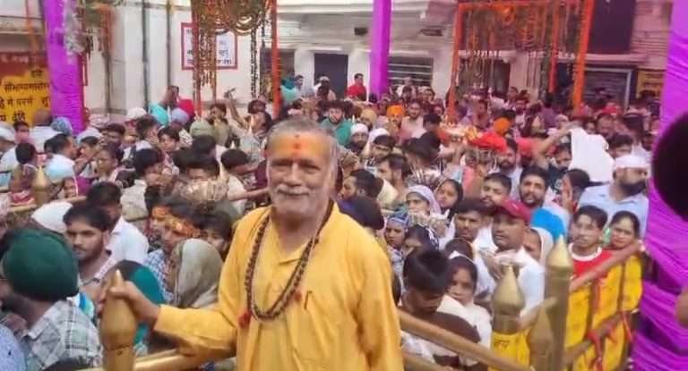 Summer Express - नैना देवी धाम में अष्टमी पर उमड़ा आस्था का सैलाब
