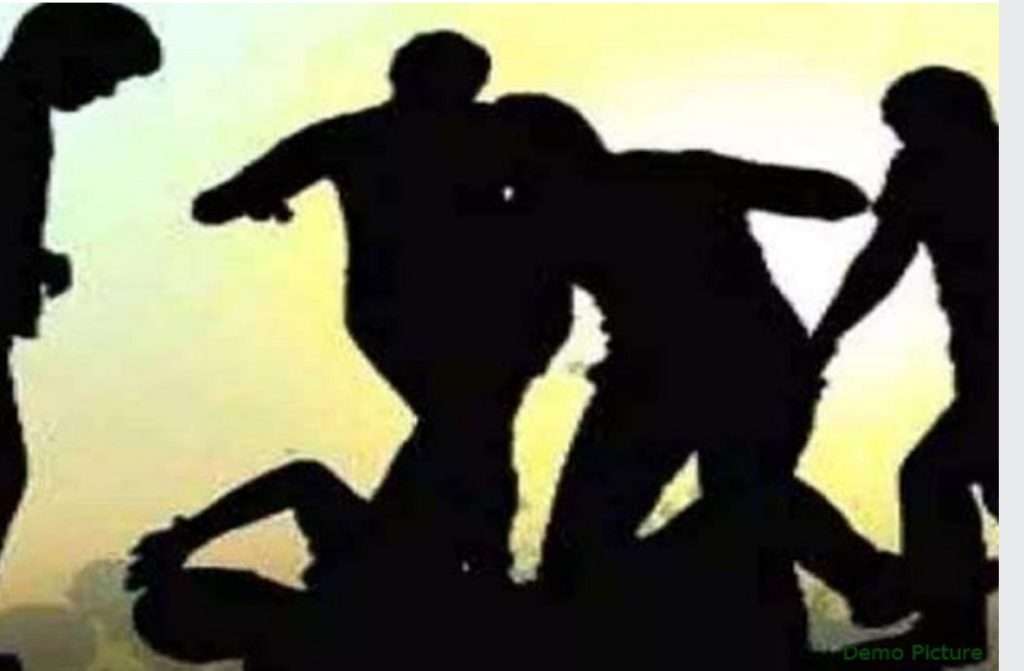 Summer Express - गुरुग्राम सोसाइटी मैनेजर पर हमला, दोनों हाथ टूटे