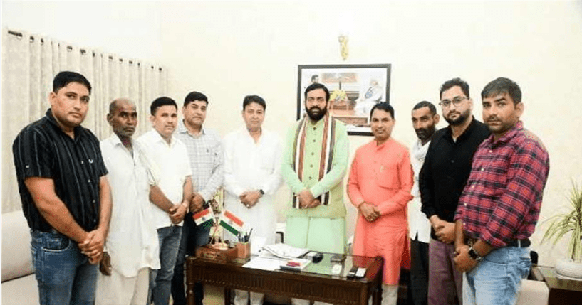 Summer Express - CM से मिले मनीषा के परिजन, CBI जांच की उम्मीद बंधी