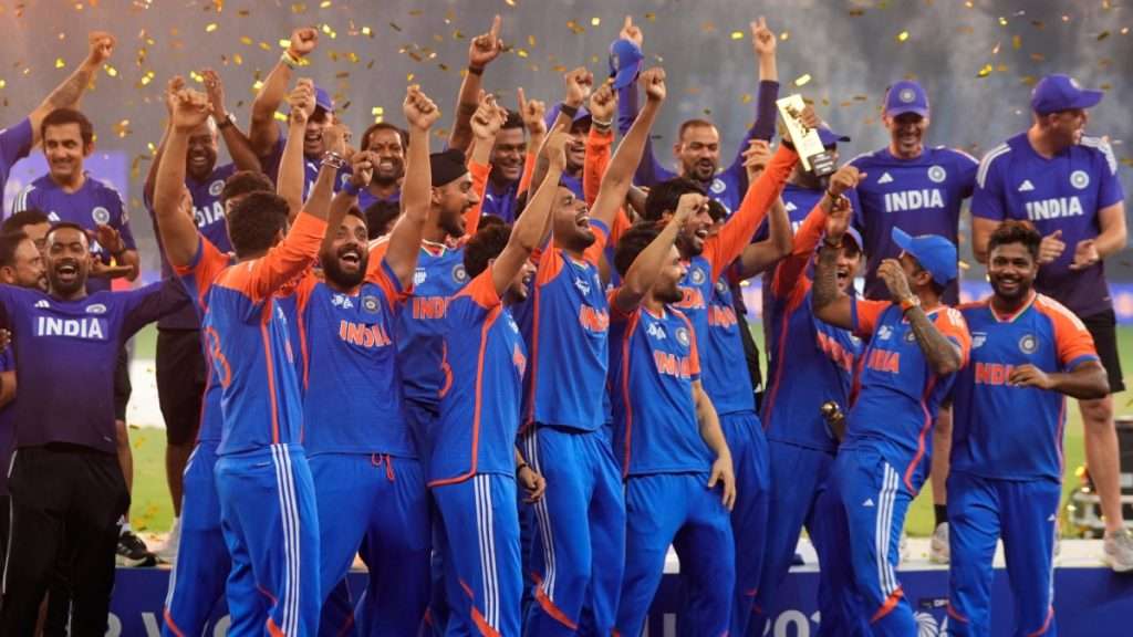 Summer Express - भारत ने पाकिस्तान को हराकर जीता एशिया कप, BCCI ने खिलाड़ियों पर बरसाए 21 करोड़ रुपये