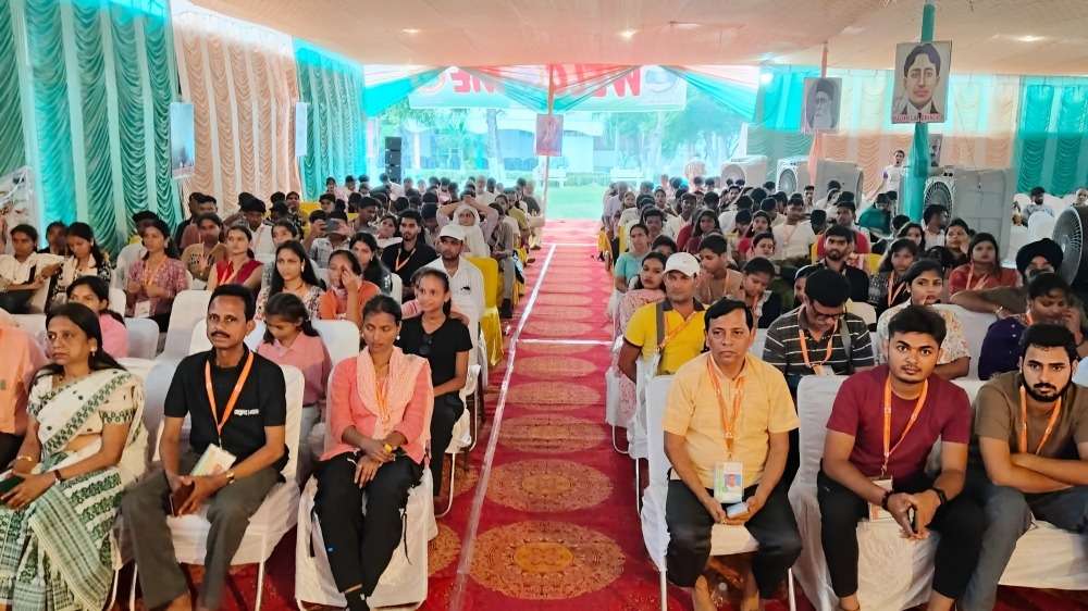 Summer Express - वैश्विक एकता और गांधीवादी मूल्यों पर केंद्रित “वैश्विक युवा महोत्सव 2025” का भव्य समापन