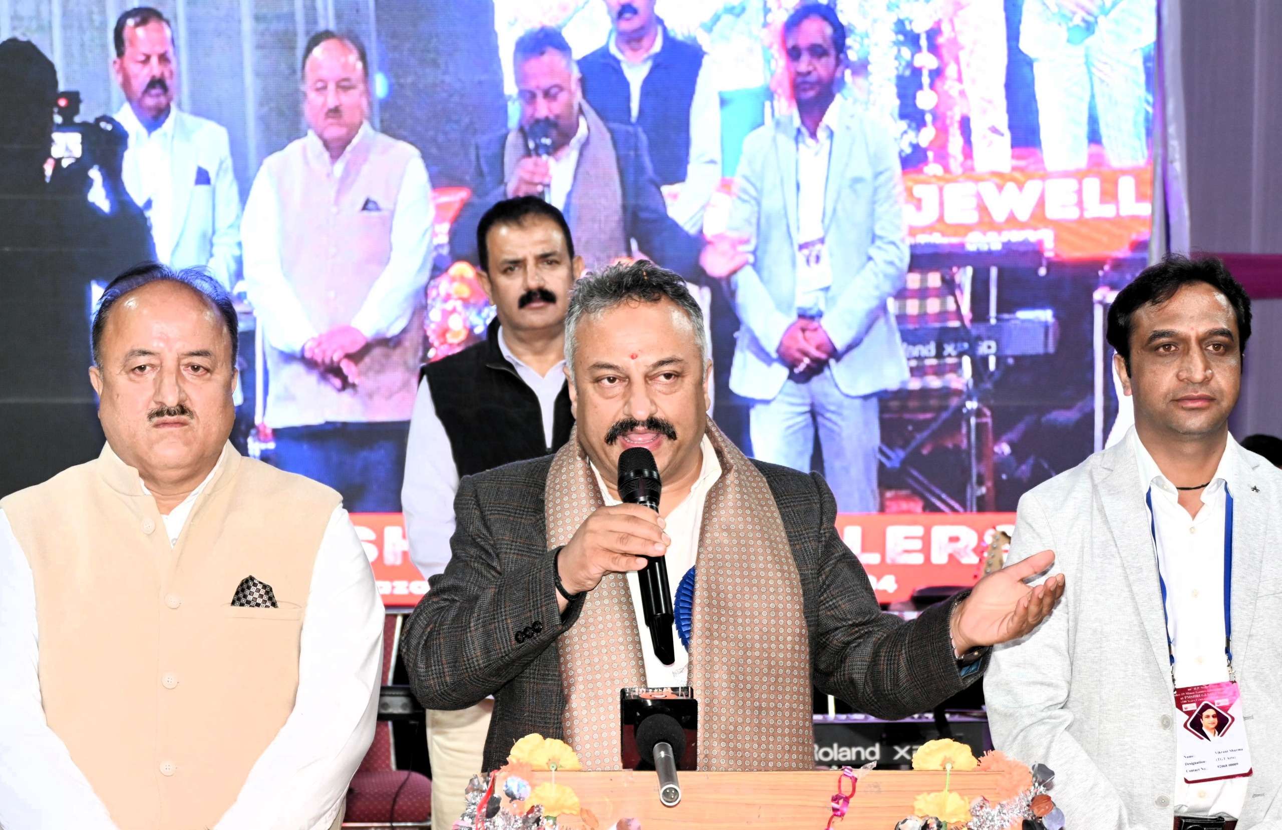 Summer Express - स्कूलो में कौशल आधारित शिक्षा समय की आवश्यकता : शिक्षा मंत्री रोहित ठाकुर