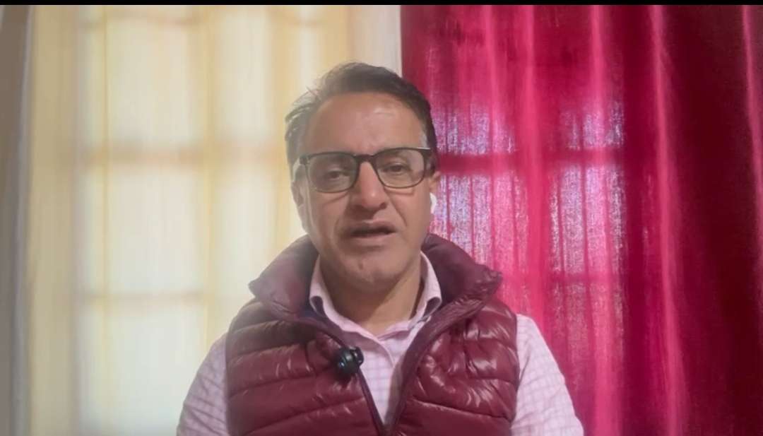 Summer Express - शिक्षक सम्मान पर चोट अस्वीकार्य – कारण बताओ नोटिस पर डॉ. मामराज पुंडीर ने जताया विरोध