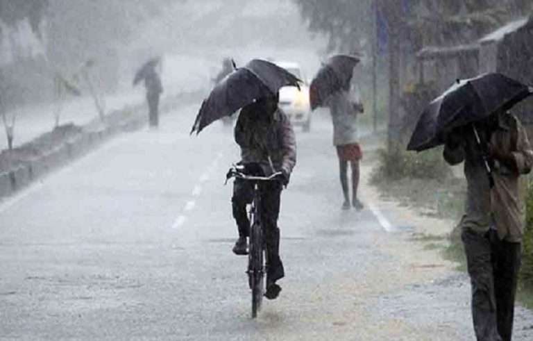 Summer Express - विजयादशमी पर बारिश से बिगड़े जश्न, बंगाल-ओडिशा में अलर्ट