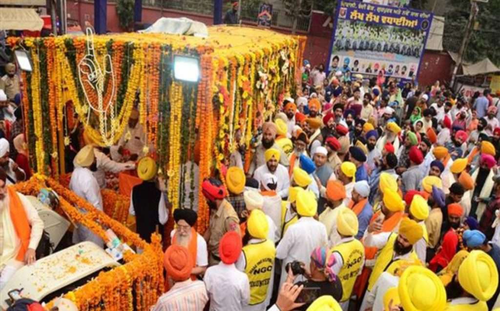 Summer Express - जालंधर में 1 नवंबर को गुरु नानक देव जी का भव्य नगर कीर्तन
