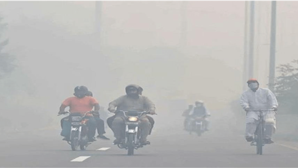 Summer Express - लाहौर में खतरनाक स्मॉग रेड अलर्ट, AQI 500 पार पहुंचा