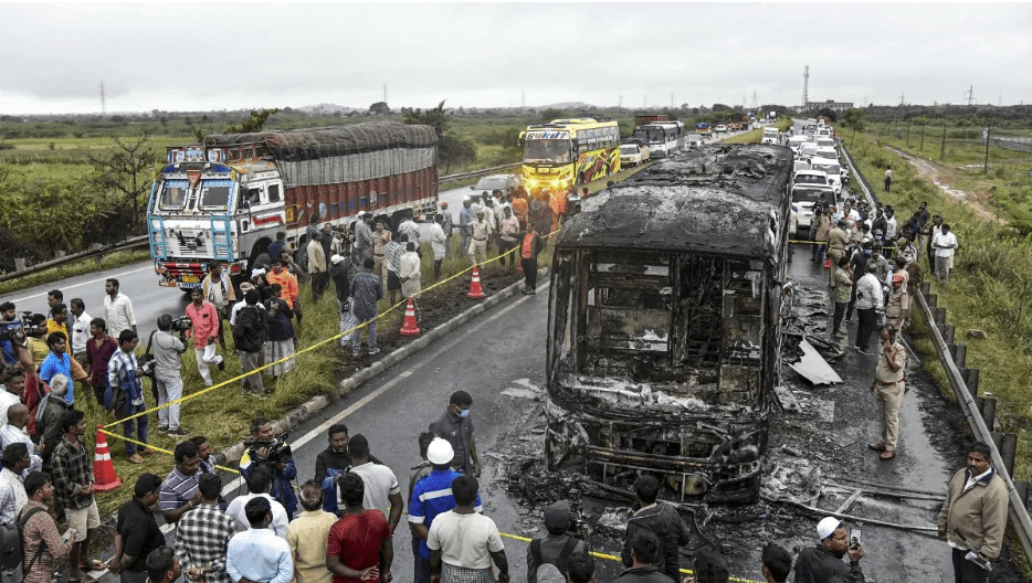 Summer Express - आंध्र प्रदेश बस आग हादसे का रहस्य आखिर आया सामने