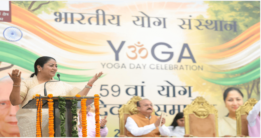Summer Express - दिल्ली में 69वां अंतरराष्ट्रीय योग दिवस, मुख्यमंत्री रेखा गुप्ता मुख्य अतिथि