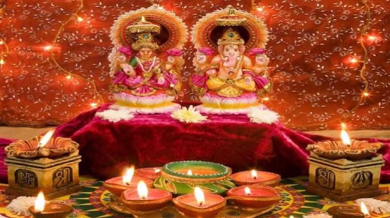 Summer Express - दिवाली 2025: मां लक्ष्मी और भगवान गणेश की पूजा से घर में आएगी सुख-समृद्धि