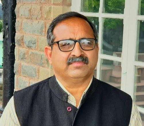 Summer Express - राजस्व मंत्री की टिप्पणी पर रणधीर शर्मा का पलटवार—पंचायत चुनावों पर बढ़ी सियासी गर्मी