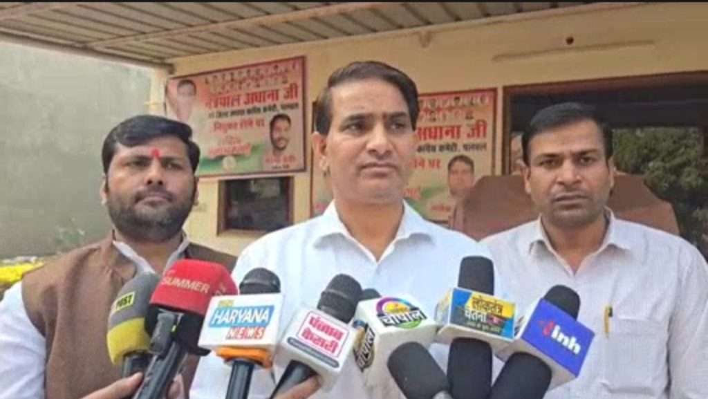 Summer Express - पलवल में कांग्रेस और अकॉर्ड हॉस्पिटल द्वारा फ्री हेल्थ चेकअप कैंप आयोजित