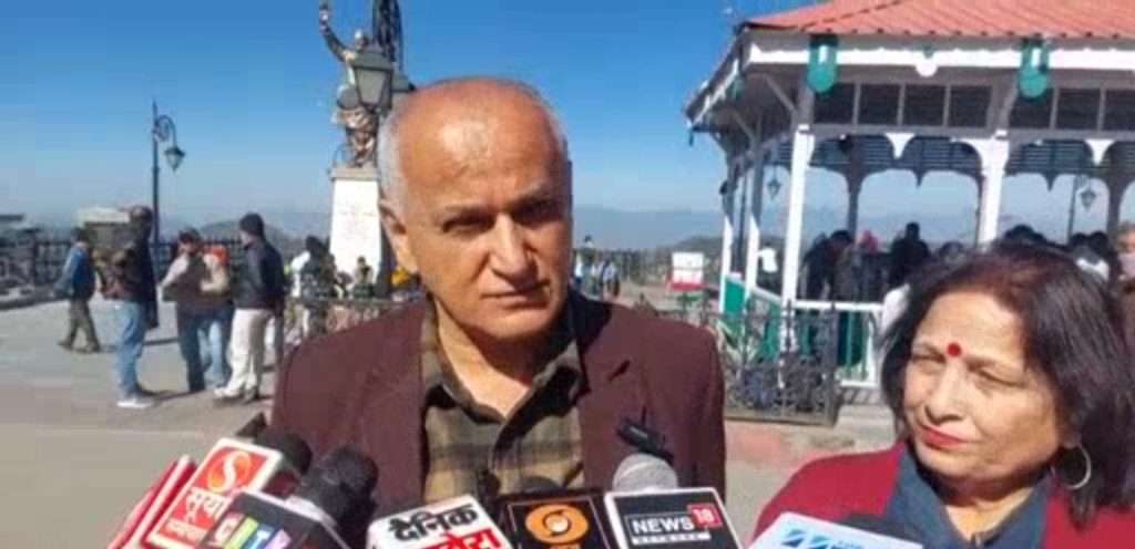 Summer Express - शिमला मॉल रोड अतिक्रमण कार्रवाई के दौरान हुई झड़प, नगर निगम ने दी पुलिस शिकायत