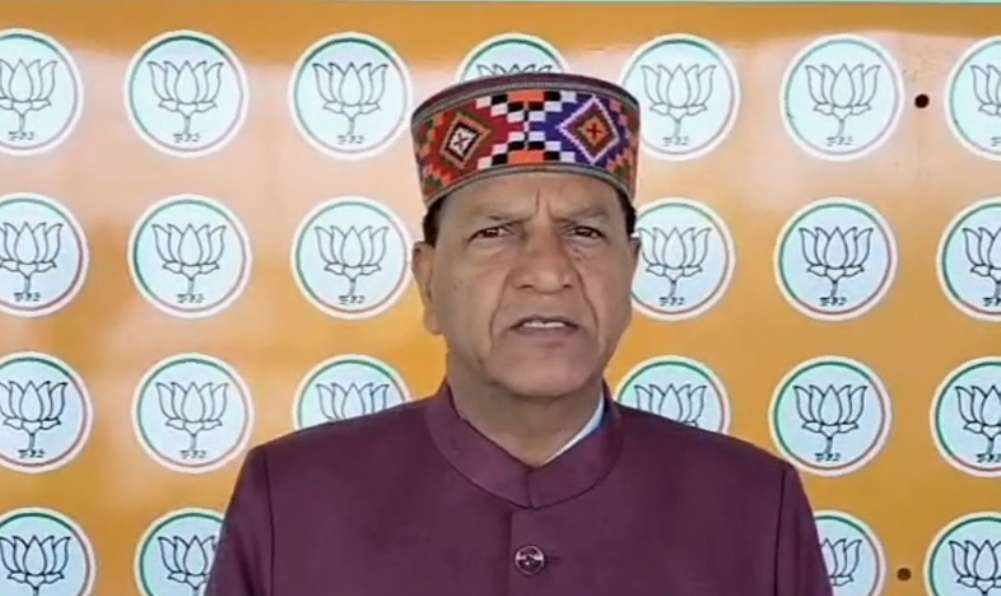 Summer Express - राजभवन के बाहर कांग्रेस के प्रदर्शन पर बवाल, भाजपा ने लगाया संविधान मर्यादा भंग करने का आरोप