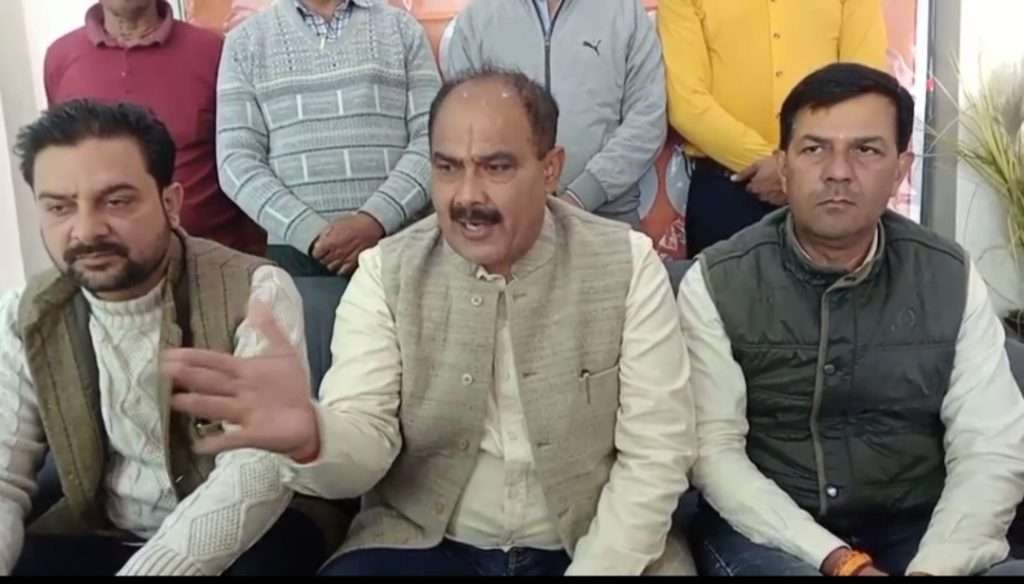 Summer Express - कुटलैहड़ में दविंदर कुमार भुट्टो के तीखे प्रहार, बोले..एक्सीडेंटल विधायक के राज में भ्रष्टाचार चरम पर