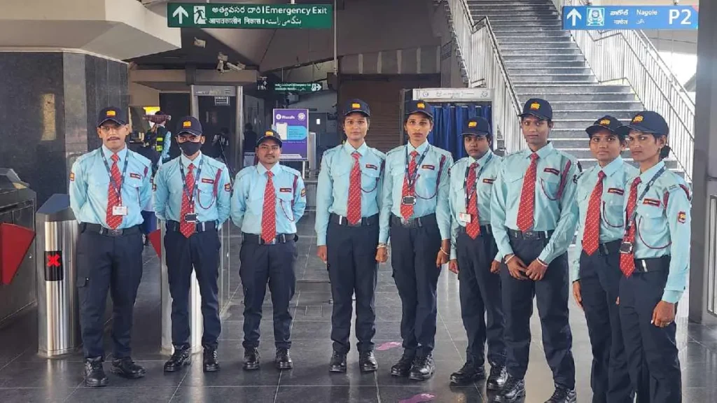 Summer Express - ट्रांसजेंडर कर्मचारियों की नियुक्ति: हैदराबाद मेट्रो का ऐतिहासिक कदम