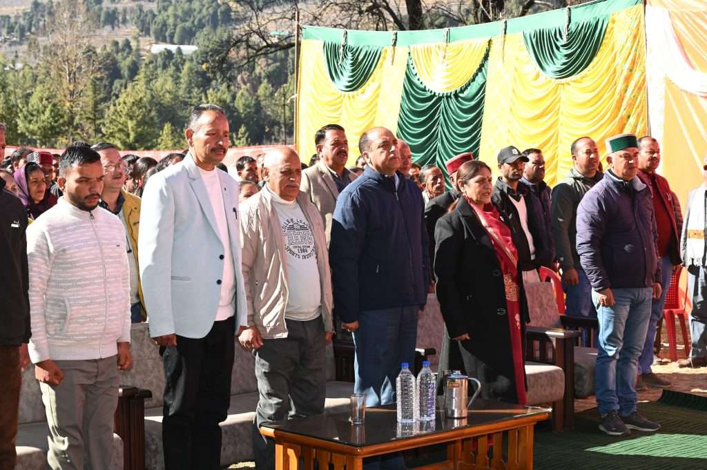 Summer Express - तीन साल पूरे होने पर मंडी में रैली, मगर कांग्रेस हाईकमान ने बना ली दूरियां — जयराम ठाकुर