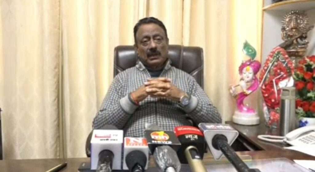 Summer Express - मंडी रैली में पूर्व सीएम वीरभद्र की अनदेखी पर कुलदीप राठौर ने उठाए सवाल