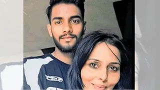 Summer Express - कुलाना गांव का बेटा कनिष्क चौहान बना अंडर-19 टीम का स्टार