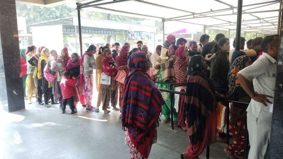 Summer Express - हरियाणा में सरकारी डॉक्टर हड़ताल तेज, स्वास्थ्य महानिदेशक ने संवाद बुलाया