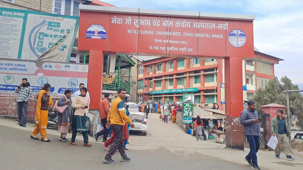 Summer Express - जोनल हॉस्पिटल मंडी में तंबाकू उत्पादों की नो एंट्री, 47 चालान काटे गए