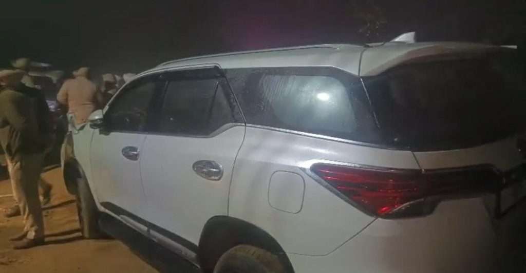 Summer Express - तरनतारन: पुलिस–ड्रग तस्करों के बीच मुठभेड़, जवाबी फायरिंग में दो आरोपी घायल