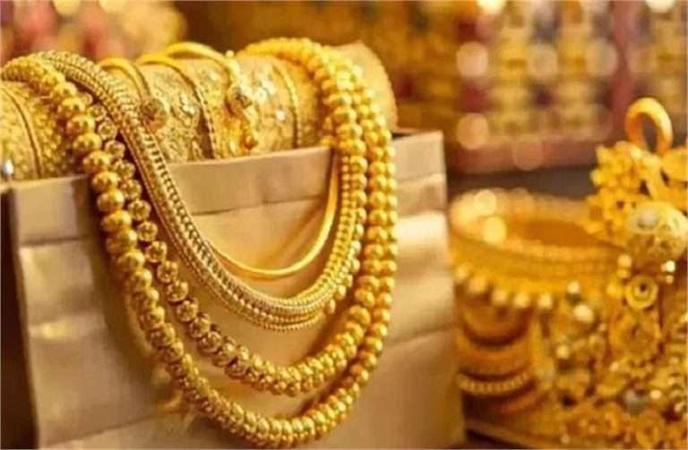 Summer Express - MCX पर सोना-चांदी ने बनाया नया रिकॉर्ड: चांदी 3 लाख पार, सोना नई ऊँचाई पर